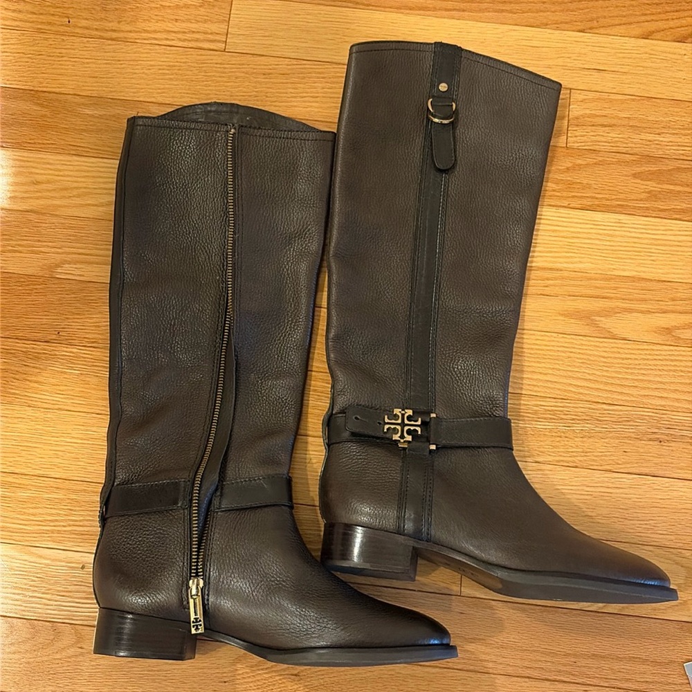 Tory Burch Riding Boots Brown EUC size 9